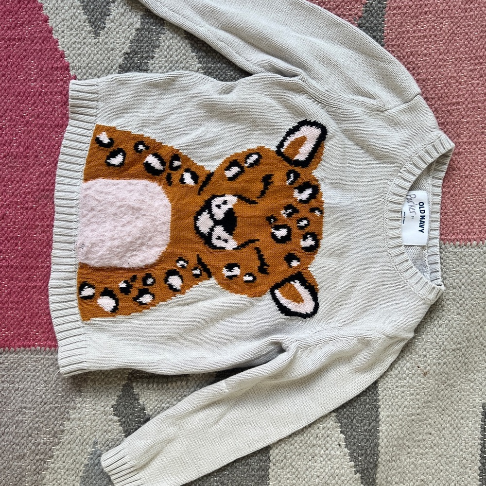 Old Navy toddler sweater - cheetah